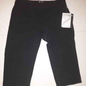 Oakley Women's Black Albatross Golf Capri Size 0